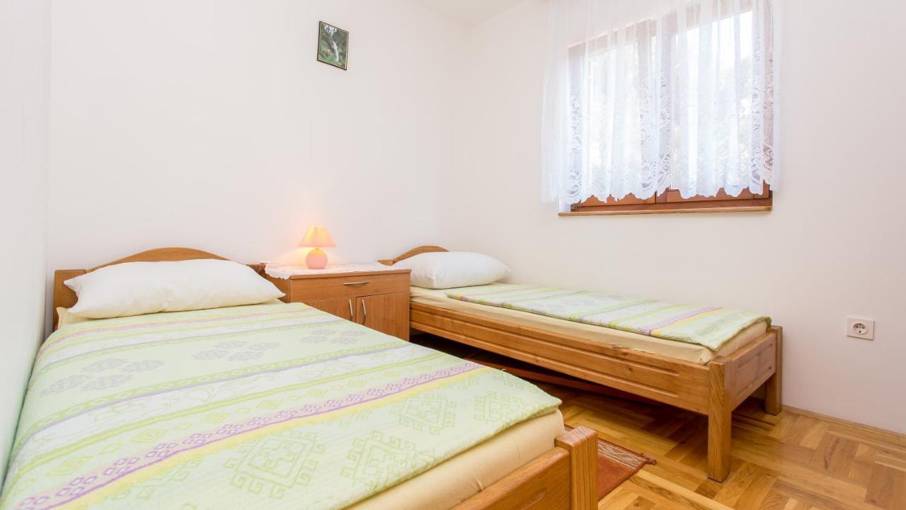 Apartment Branko ชิโล ภายนอก รูปภาพ